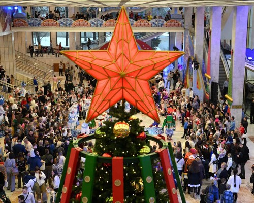 Сказка Заполярья под новогодней звездой: масштабное шоу в Кремлёвском дворце.